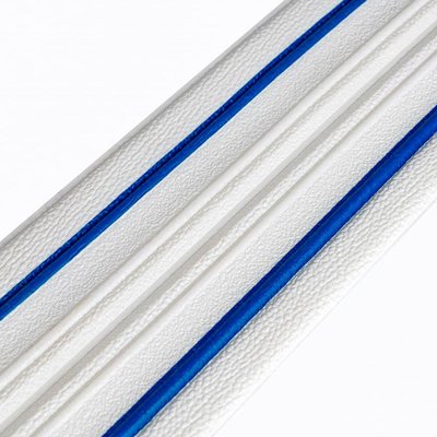 Плінтус РР самоклеючий білий з синьою смужкою 2300*140*4мм (D) SW-00001811 SW-00001811 фото